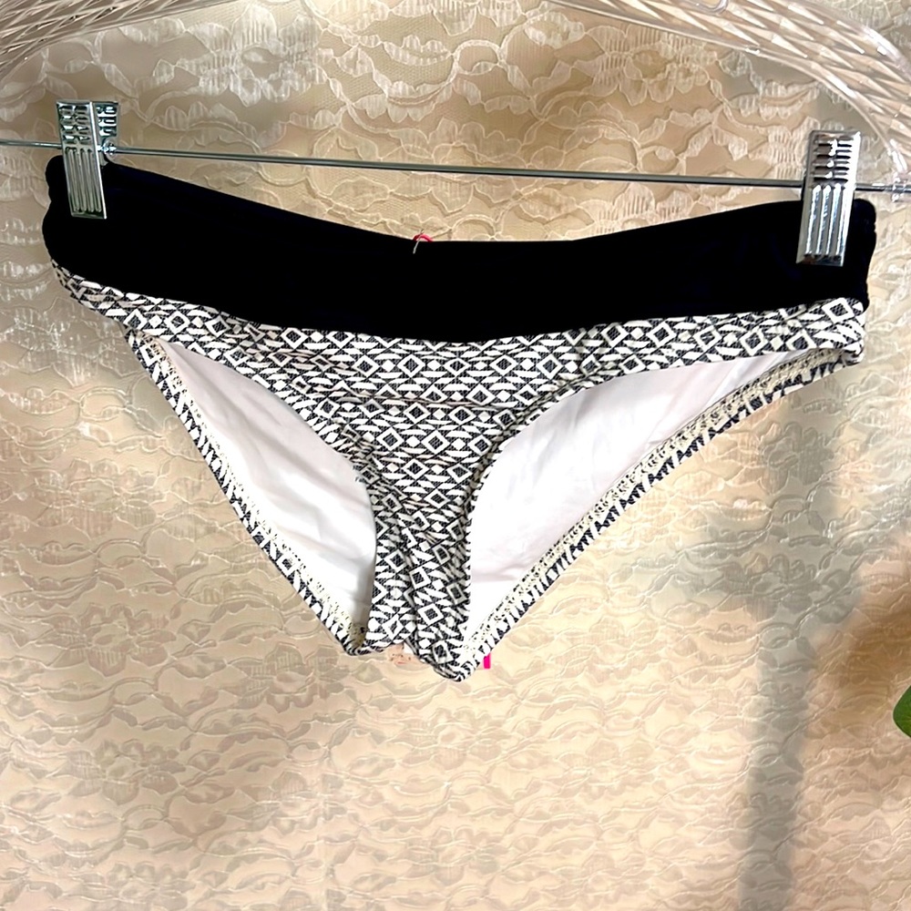 Carve Designs Catalina Hipster Bikini Bottom, Black Sierra, Women’s Size XS